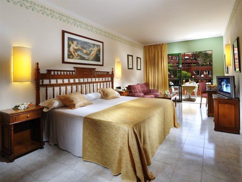 Adrián Hoteles Colón Guanahaní Adultos Only Costa Adeje (Tenerife) Exterior foto
